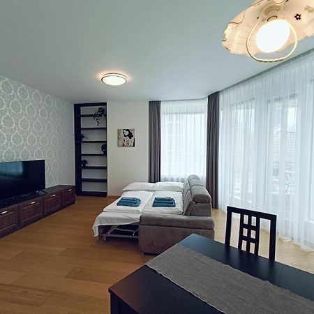 Sag Panorama City Apartment 3 Rooms Free Parking Free Wifi Bratislava Bagian luar foto