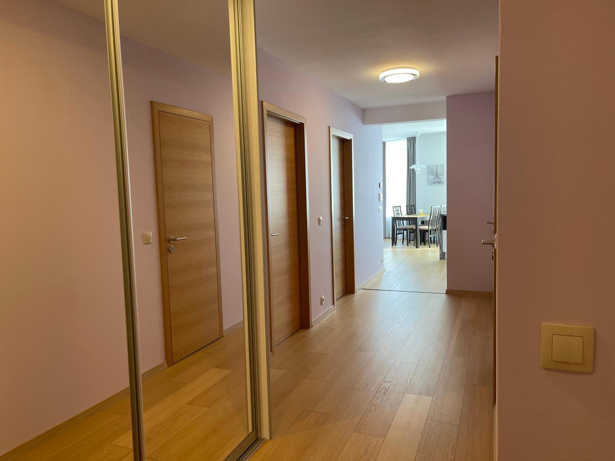 Sag Panorama City Apartment 3 Rooms Free Parking Free Wifi Bratislava Bagian luar foto