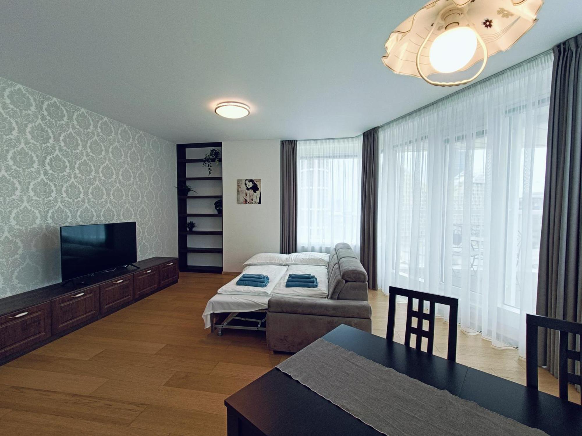 Sag Panorama City Apartment 3 Rooms Free Parking Free Wifi Bratislava Bagian luar foto